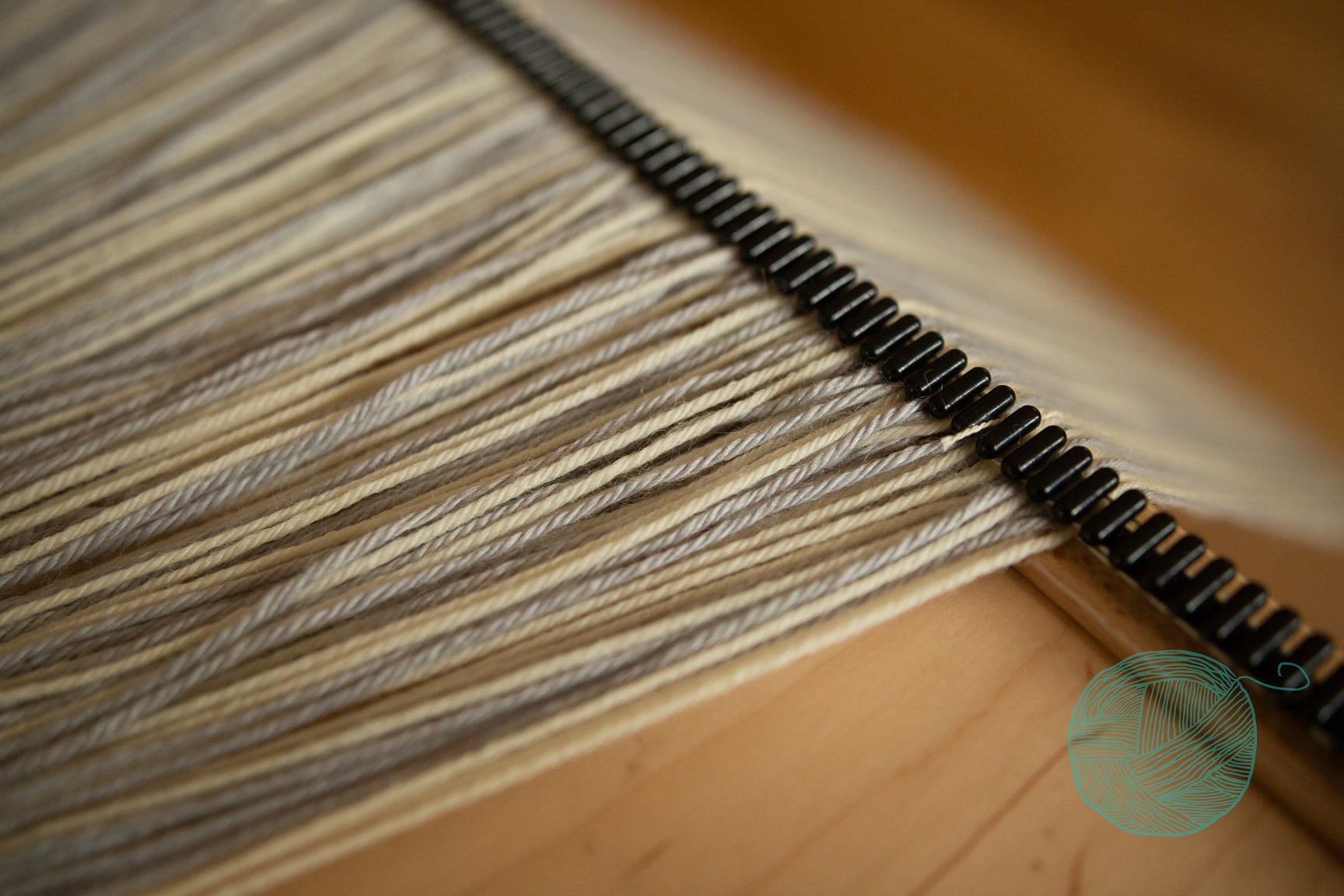 Regan_louet_david_loom_weaving_krosno_tkackie